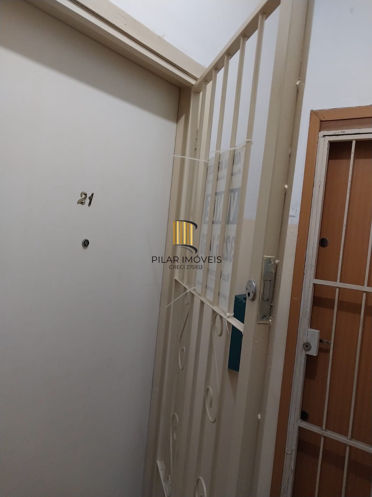 JK recém reformado, 2 piso, elevador, andradas esquina com Bento Martins, centro histórico