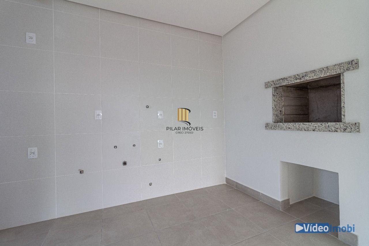 Apartamento, 78.4m², 2 dormitórios, sendo 2 suites, 1 vaga, Petrópolis