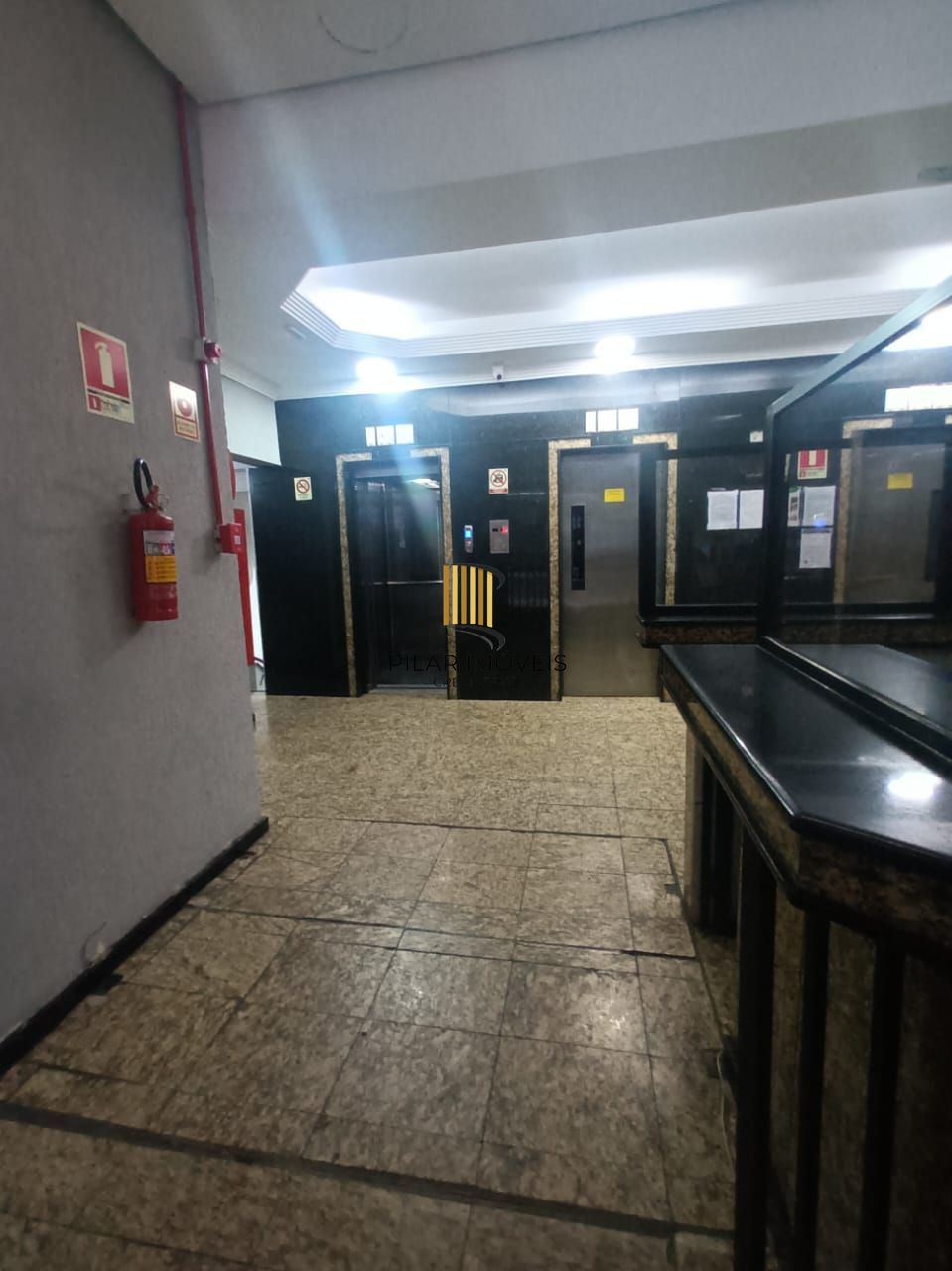 OPORTUNIDADE, KITINET NO CENTRO ÓTIMA LOCALIZAÇÃO - Pilar Imóveis