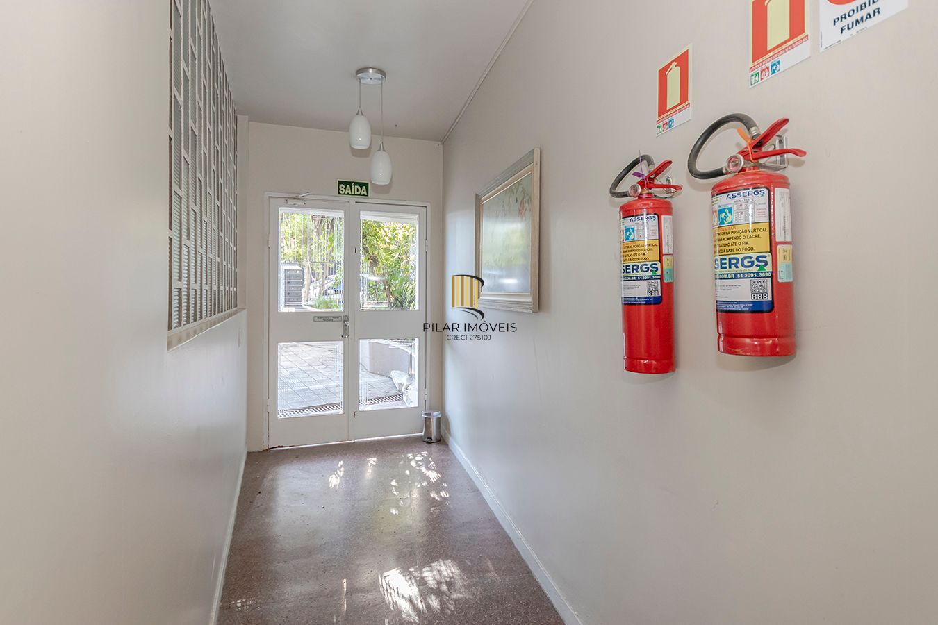 Apto 2dormitórios com 01suíte na Florencio Ygartua