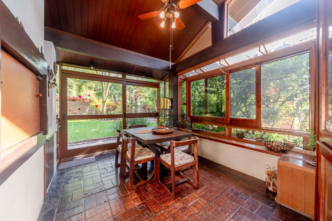 Casa 3 dormitórios no bairro Cavalhada