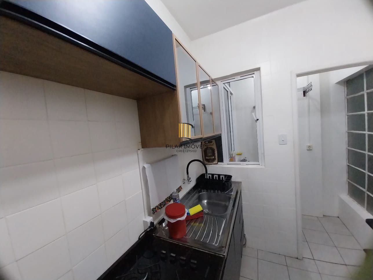 Oportunidade Excelente Apartamento 1D Mobiliado 2 piso com elevador Cidade Baixa.