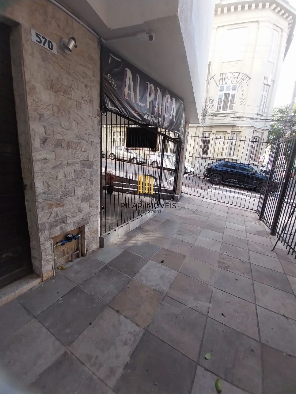 Loja na Demétrio Ribeiro, Centro Histórico, preço atrativo.
