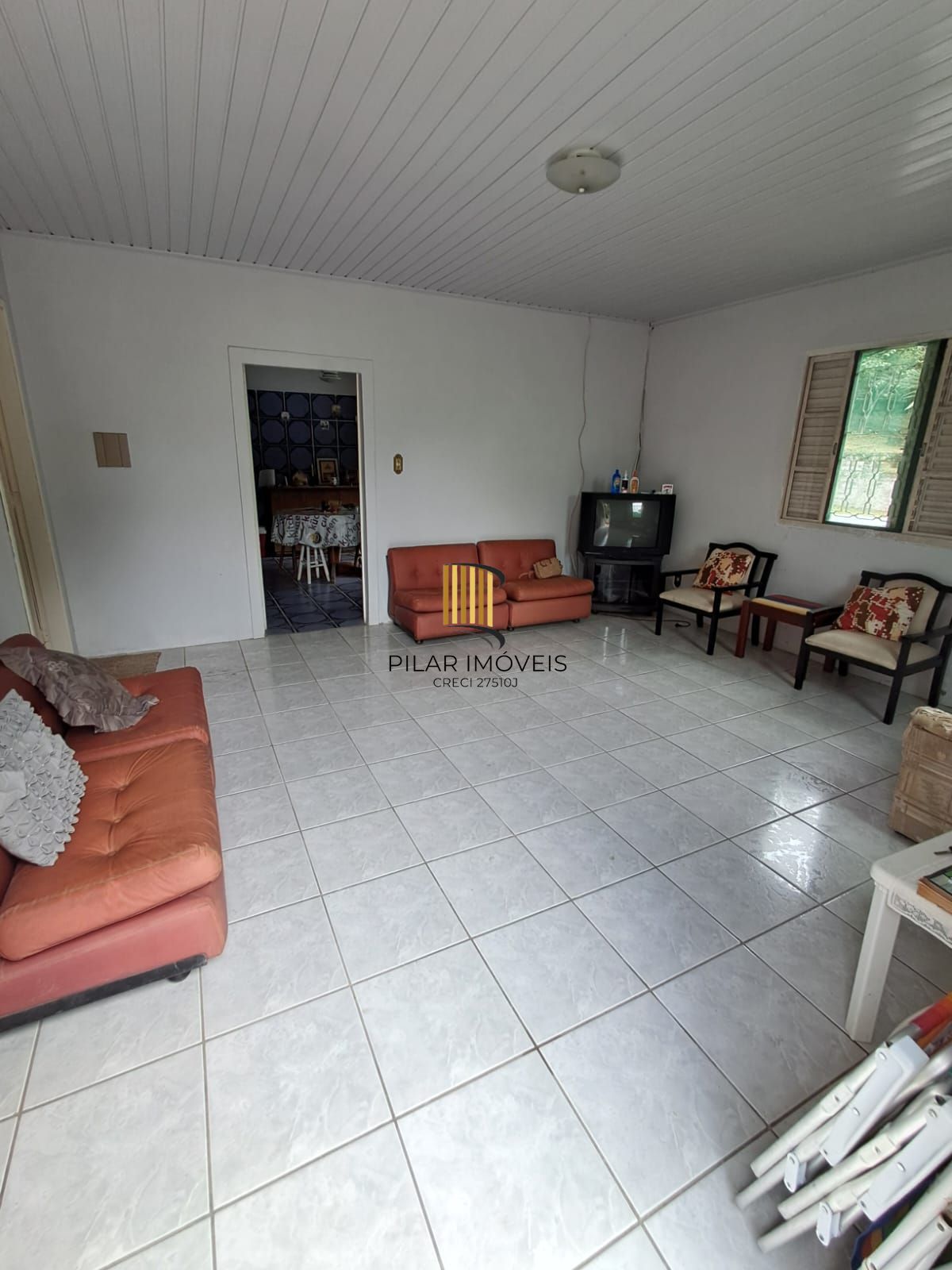 Sítio à Venda com 1390m² e 3 dormitórios,sendo 1 suíte, por R$ 198.000