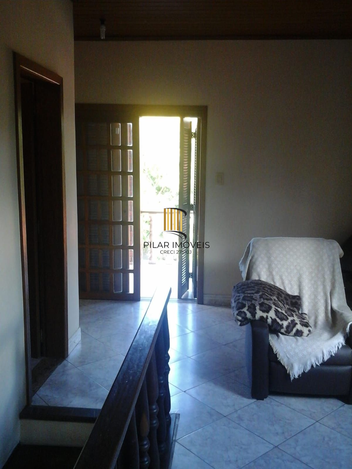 Casa 2 pisos com piscina e hidromassagem