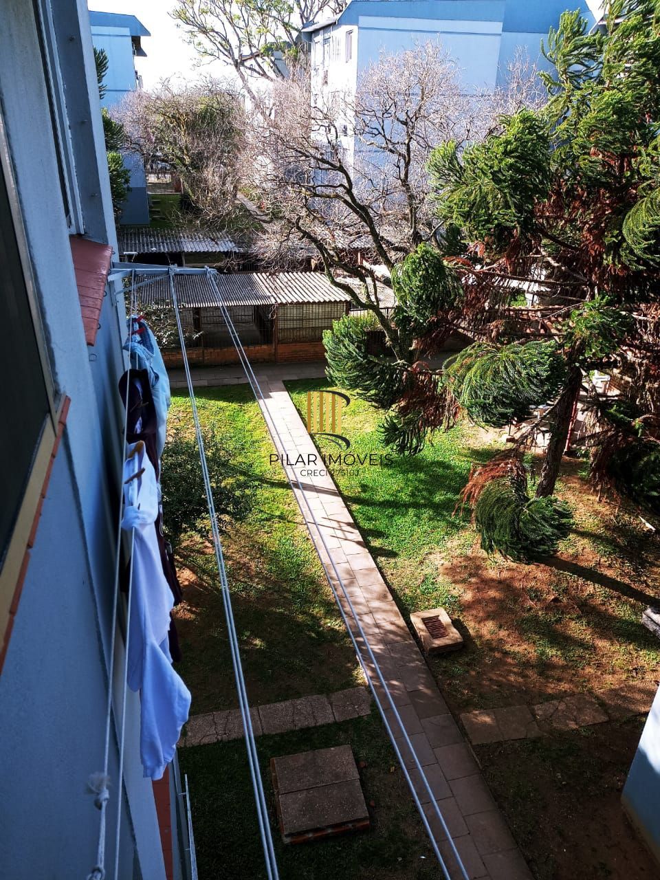 Apartamento com 2 Quartos,com box,no Bairro Humaitá