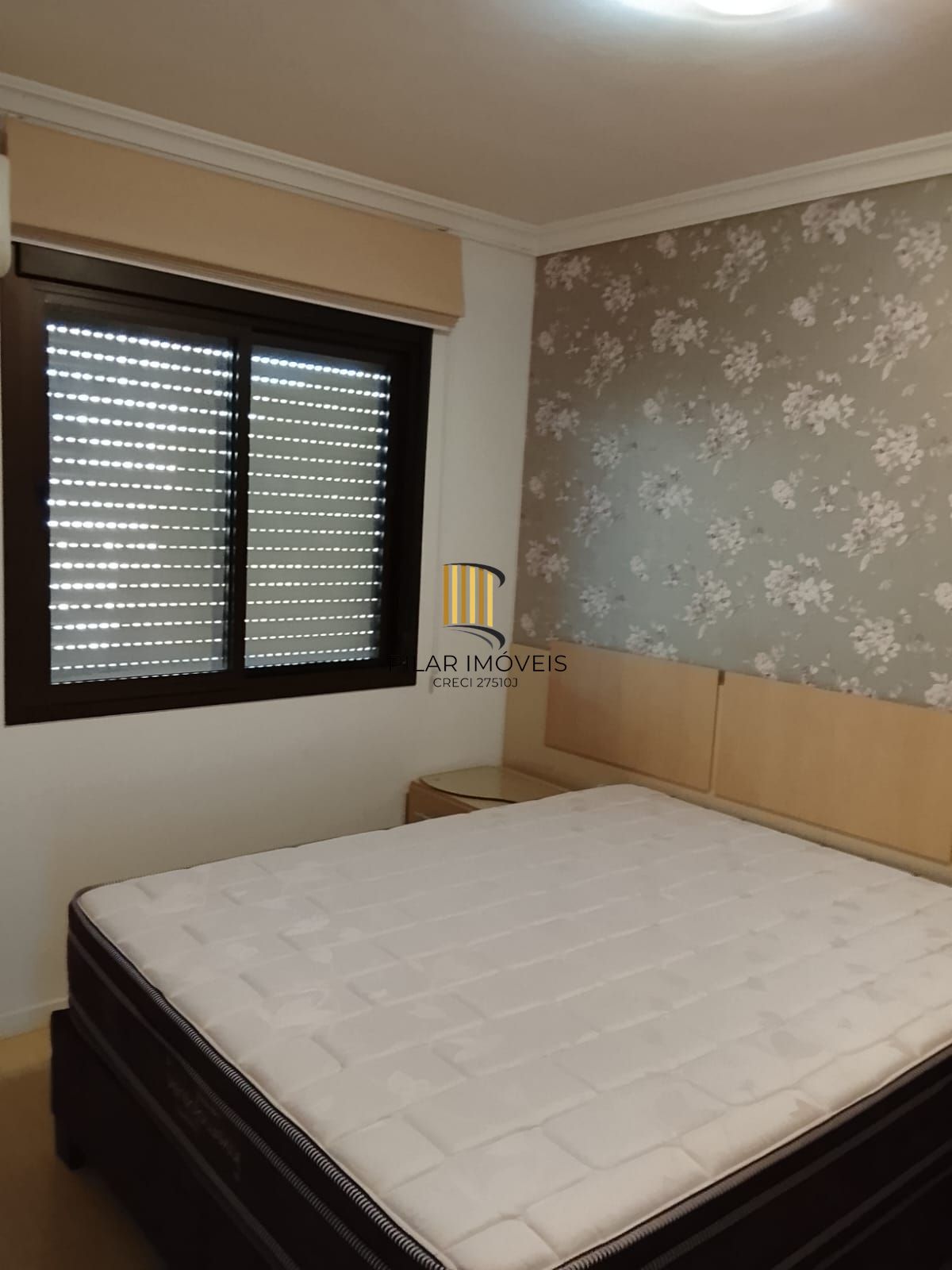 Excelente Apartamento 3D, transformado em 2D, closet mobiliado c/ vaga - Cidade Baixa - Preço Atrativo