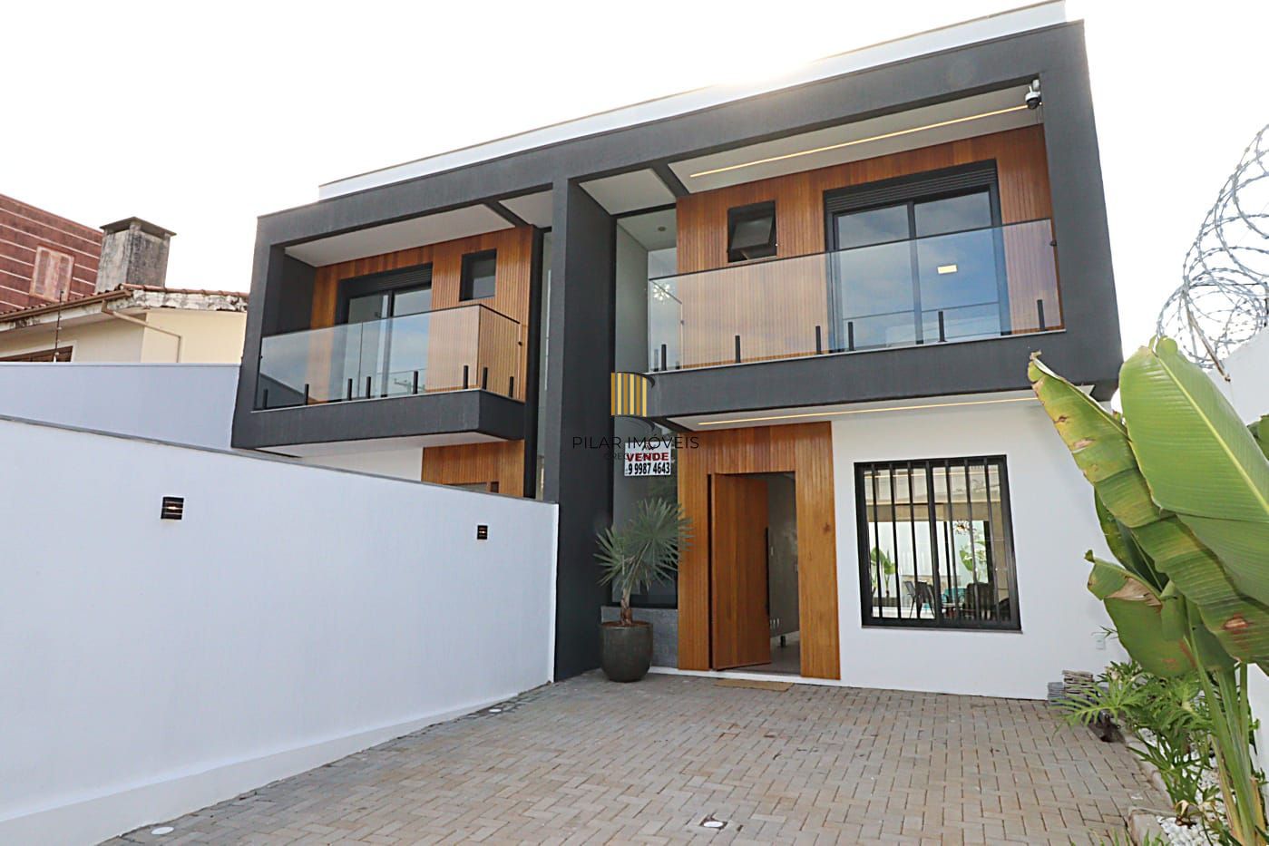 Casa 3 dormitórios no bairro São Sebastião