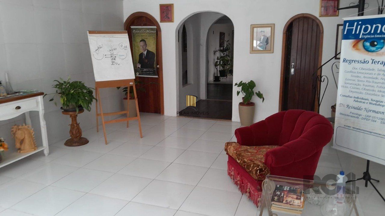 Casa comercial ou residencial com 2 pisos,,próximo Av.Cristovão Colombo - Pilar Imóveis