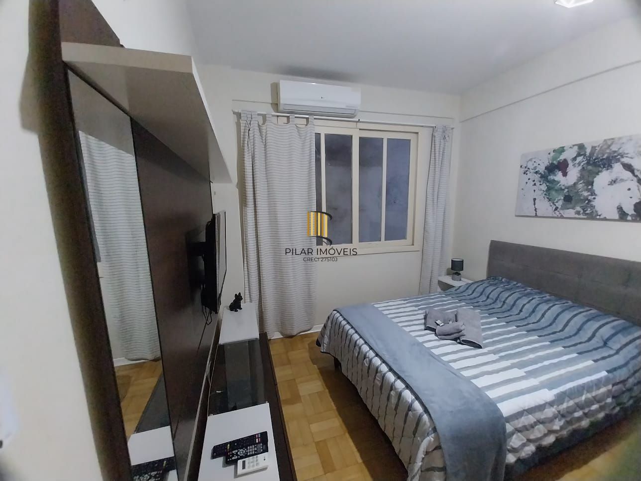 Oportunidade Excelente Apartamento 1D Mobiliado 2 piso com elevador Cidade Baixa.