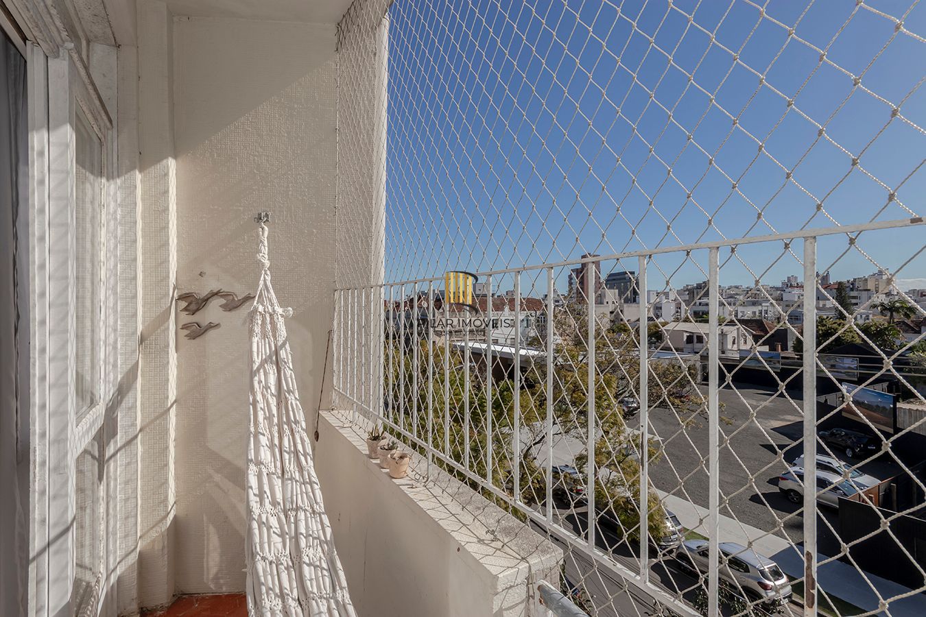 Apto 2dormitórios com 01suíte na Florencio Ygartua