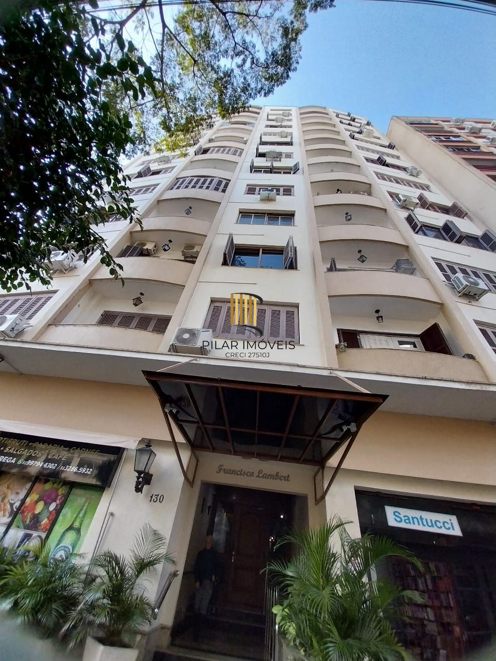 Oportunidade Excelente Apartamento 1D Mobiliado 2 piso com elevador Cidade Baixa.