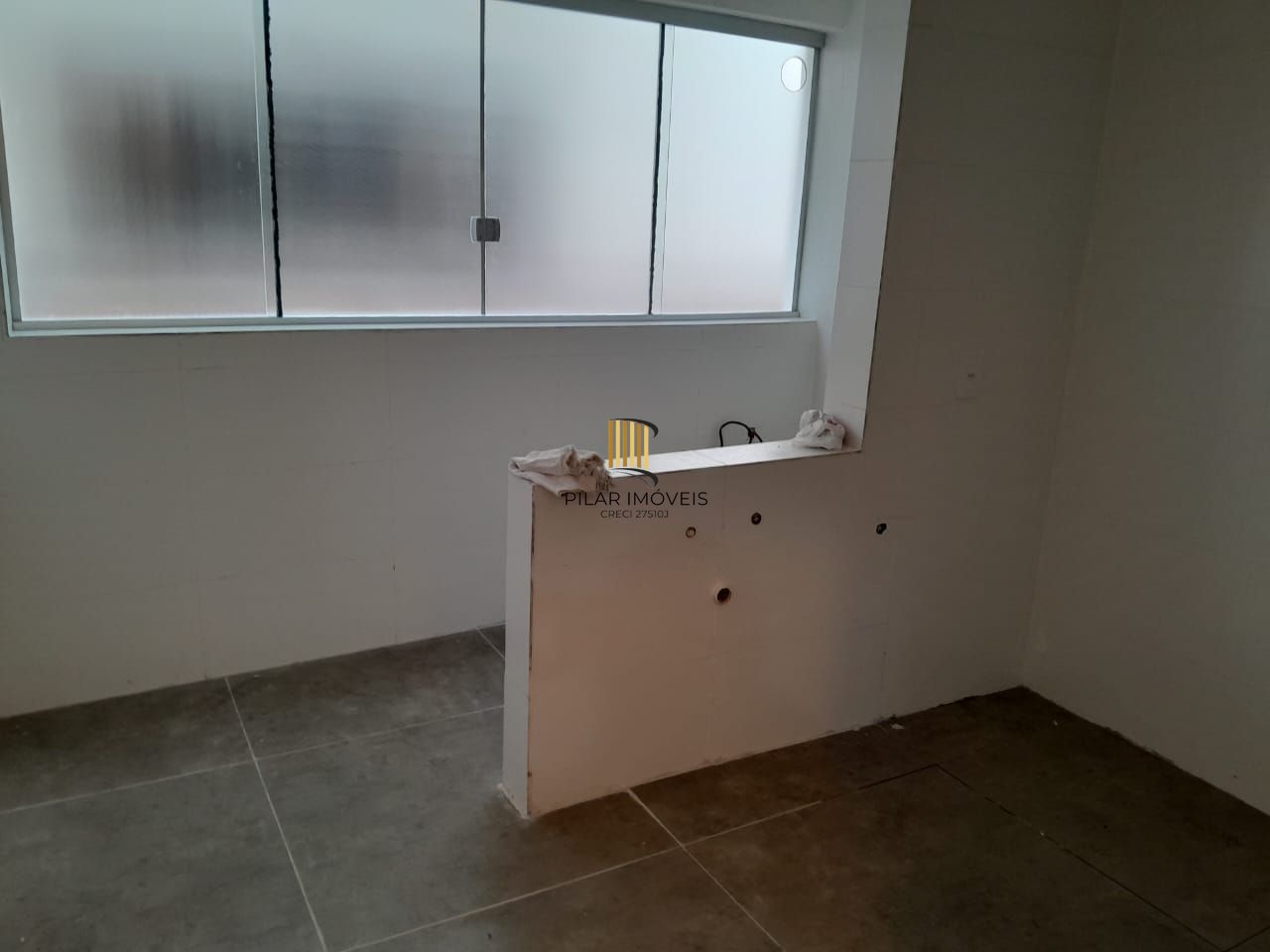 Ótimo apartamento,2 quartos, totalmente reformado, 2boxes escriturados