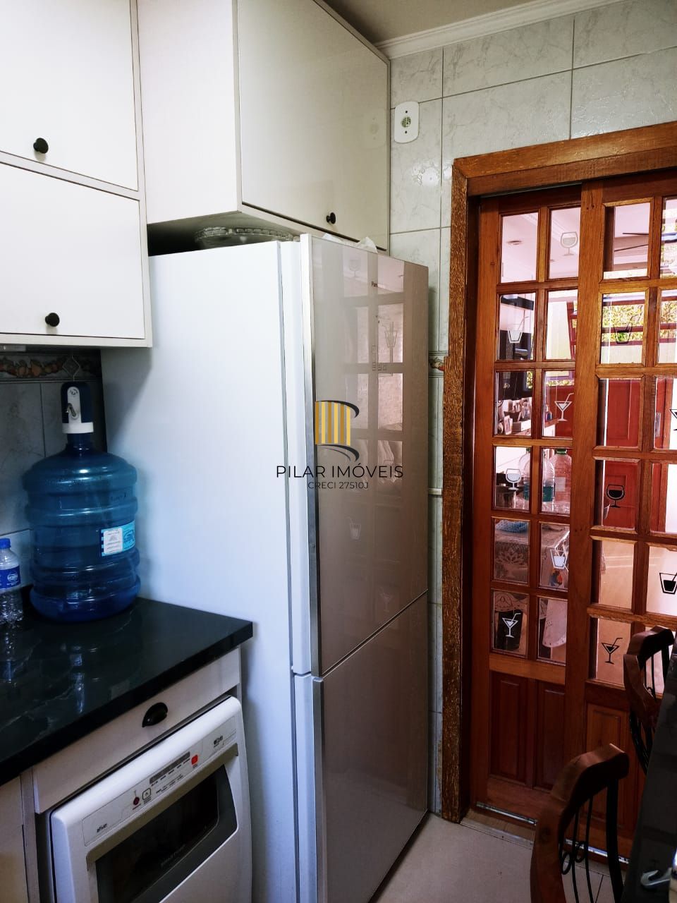 Apartamento com 2 Quartos,com box,no Bairro Humaitá