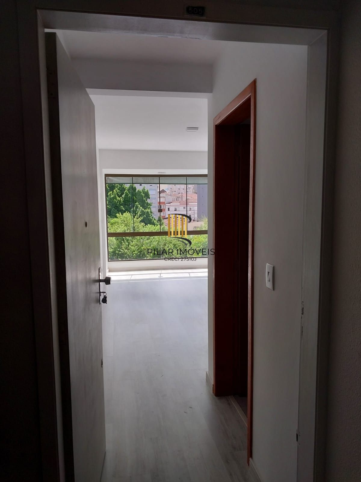 Excelente ap 1 dorm reformado Cid. Baixa