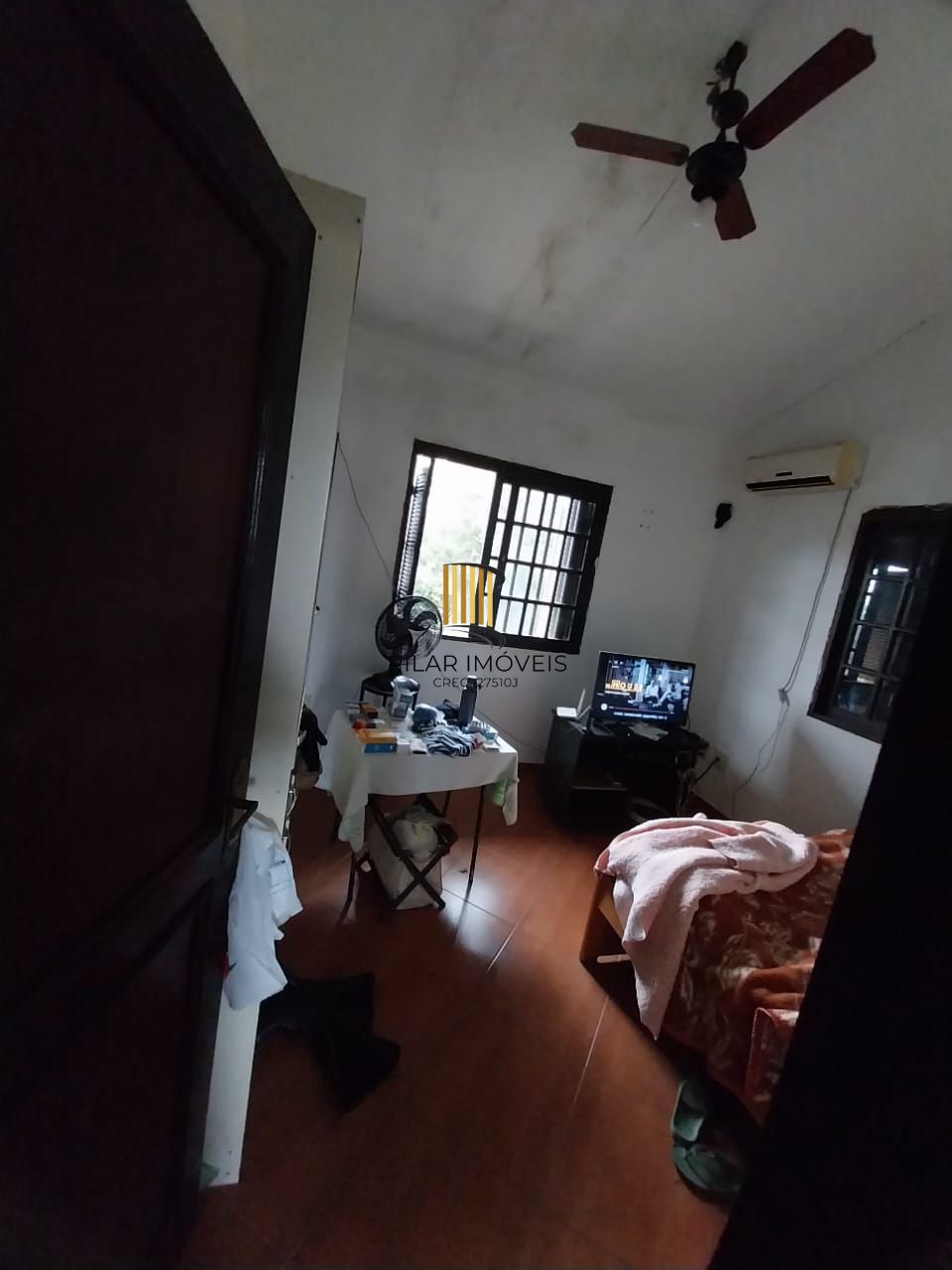 Casa ampla 5 D E 4 Banheiros, 2 vagas - Sta Tereza - Porto Alegre