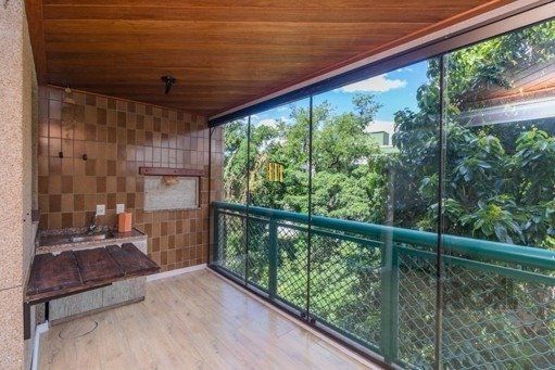 Apartamento 2 Dormitórios,Suíte,Elevador e Garagem no  Bairro Santana
