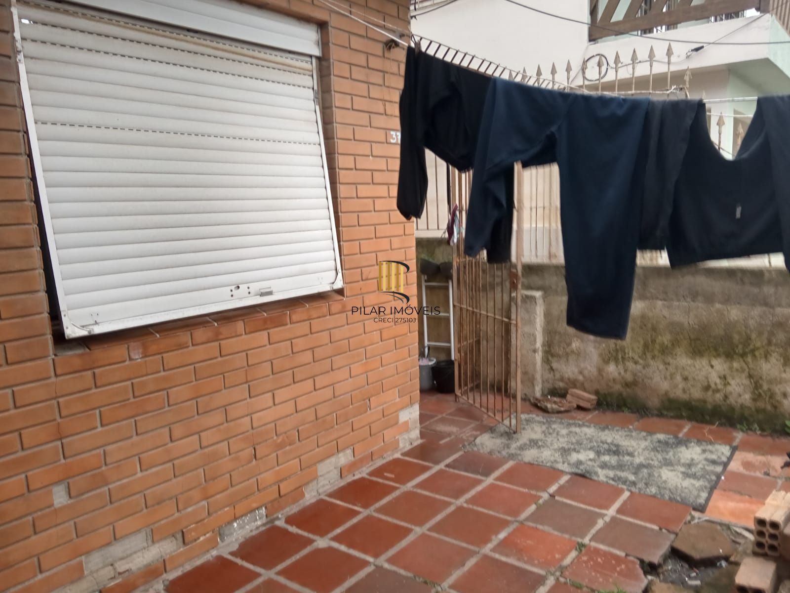 Oportunidade, casa sobrado, Humaitá e Farrapos. Porto Alegre - Preço baixo