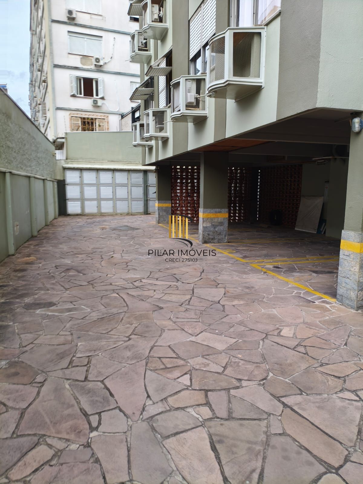 Oportunidade 2D, 2 Banheiros - Cidade Baixa - Porto Alegre - Preço Atrativo