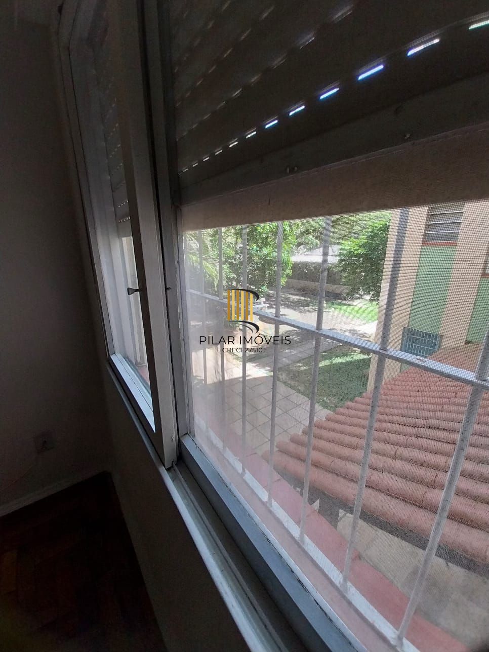 Apto 1D desocupado com BOX no Humaitá P. Alegre, Preço Atrativo