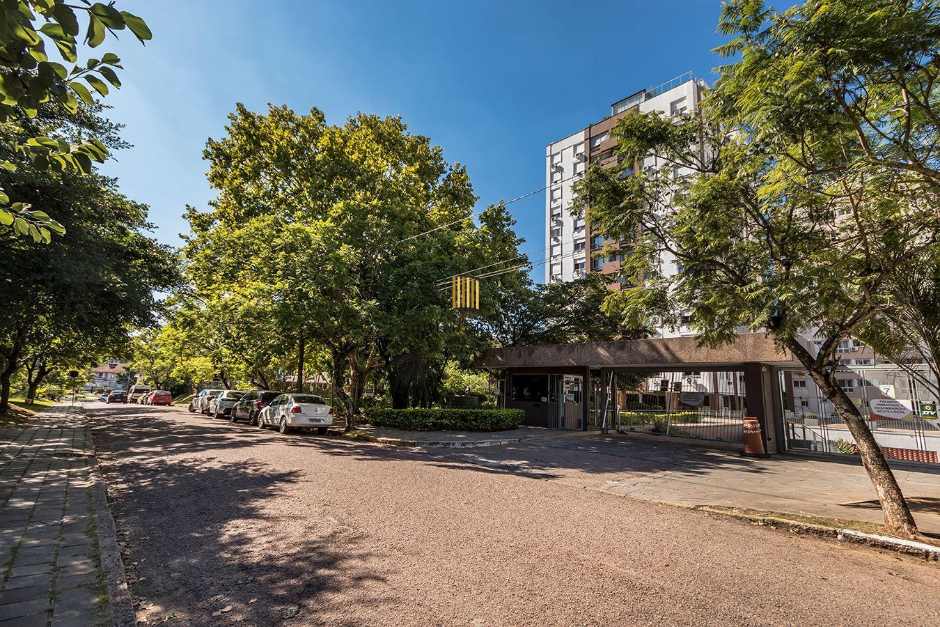 Belo Apartamento no Condominio Vergéis
