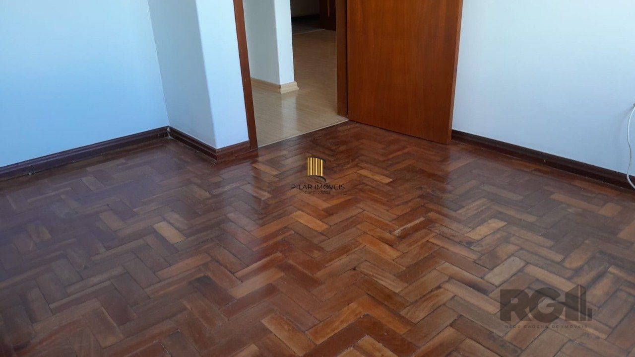 Apartamento 1 dormitório,andar alto,na Coronel Genuíno,com box