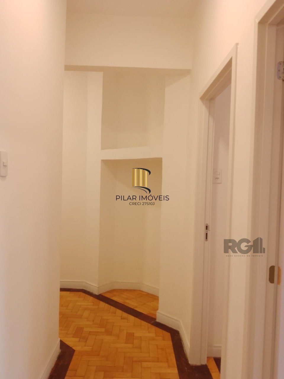 Raridade, apartamento 3 dormitórios,reformado, desocupado,no Centro