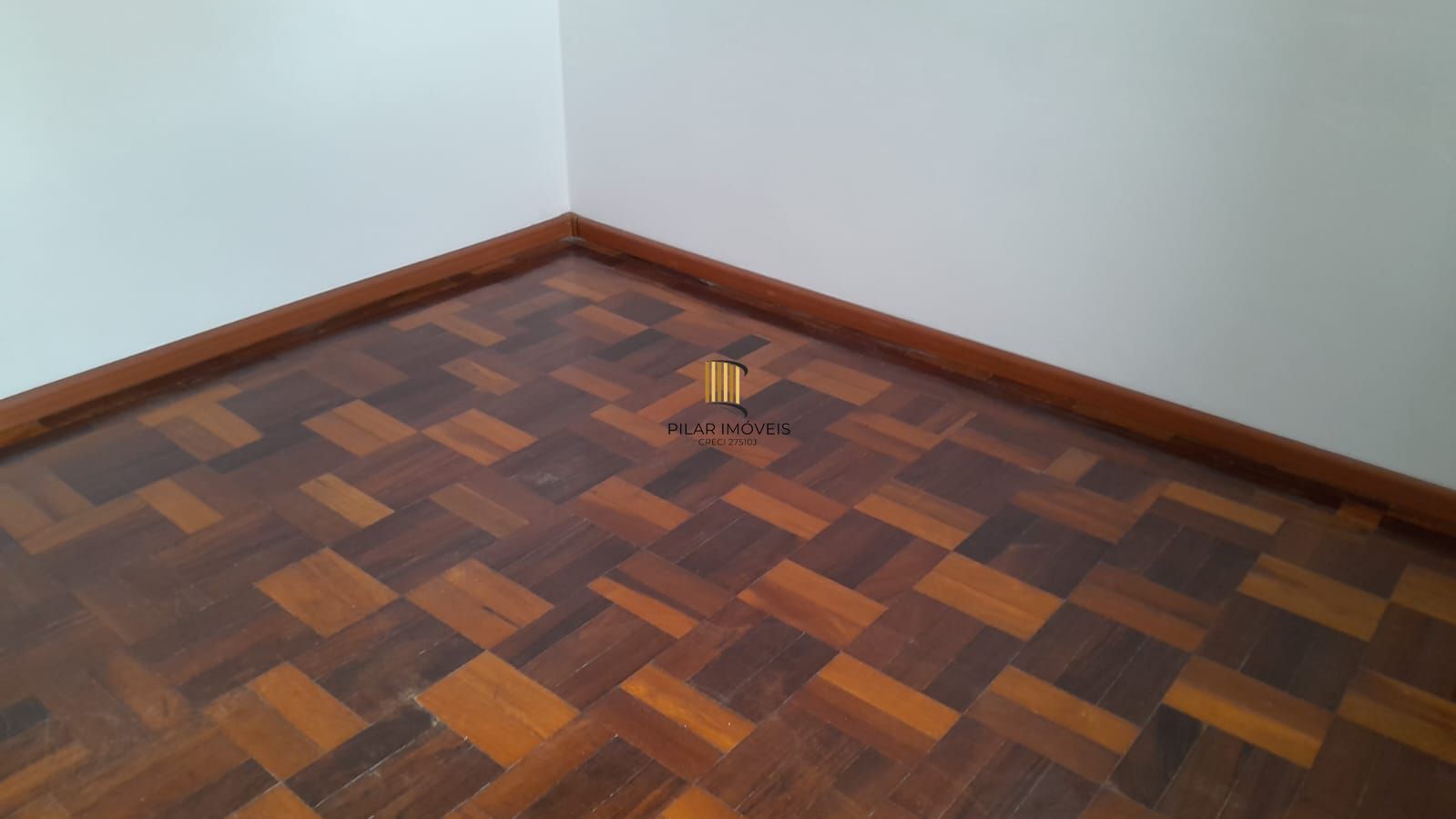 Apartamento 2 quartos,com vista e próximo a Casa de Cultura Mário Quintana