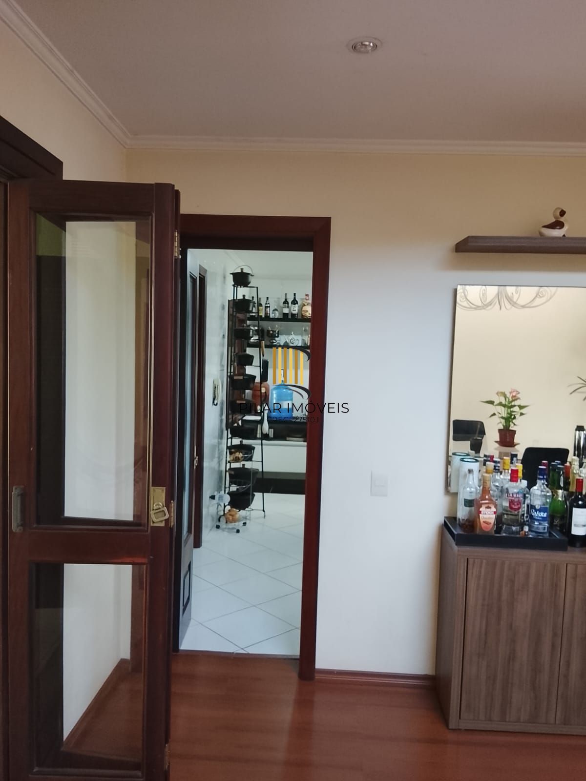 CASA / SOBRADO 5D e 10 vagas 3 Banheiros - Pátio enorme c/ Jacuzi e Pergolado - Living 3 ambientes - Sta Teresa