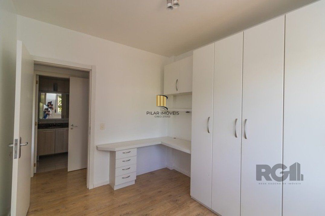 Apartamento 2 Dormitórios,Suíte,Elevador e Garagem no  Bairro Santana