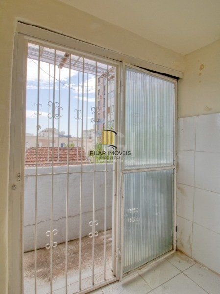 Compre Prédio Comercial ou Residencial no Bairro Santana