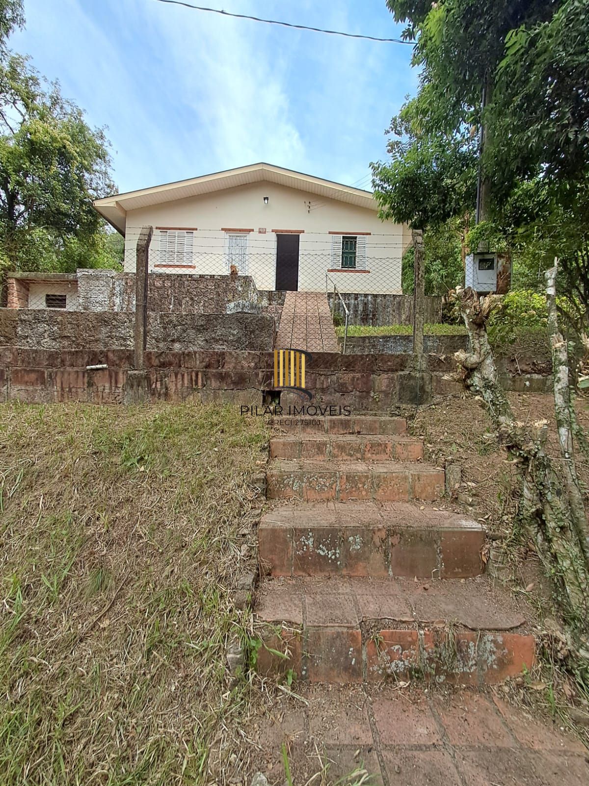 Sítio à Venda com 1390m² e 3 dormitórios,sendo 1 suíte, por R$ 198.000