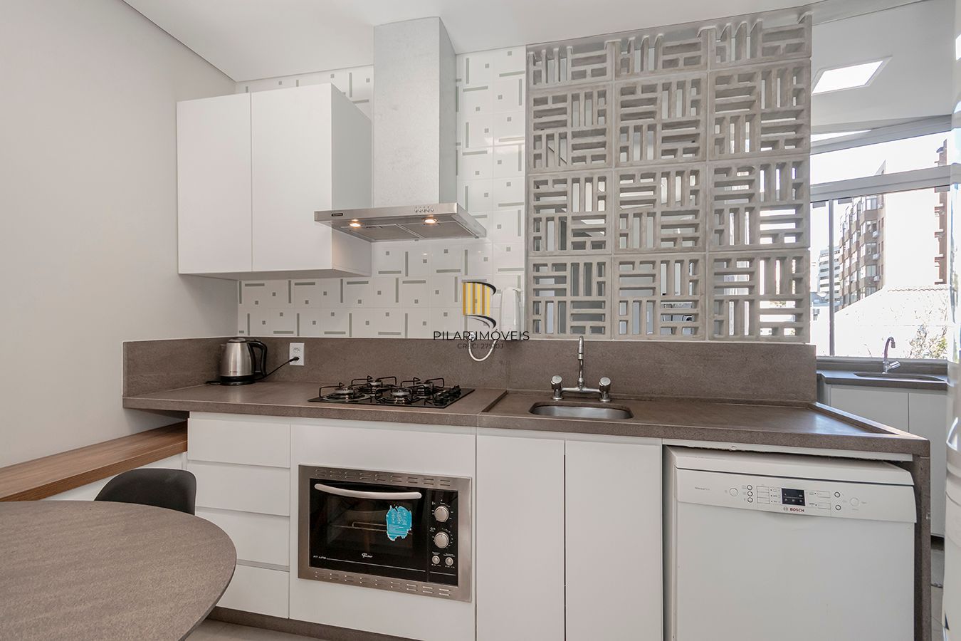 Apto 2dormitórios com 01suíte na Florencio Ygartua