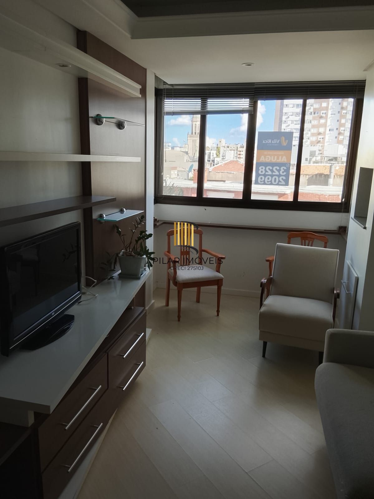 Excelente Apartamento 3D, transformado em 2D, closet mobiliado c/ vaga - Cidade Baixa - Preço Atrativo