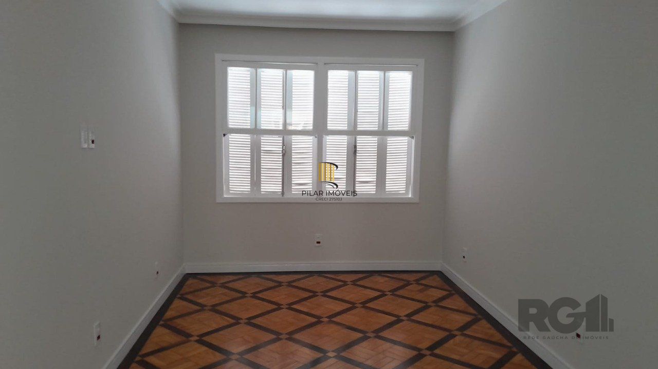 Apartamento 2 dormitórios no bairro Azenha