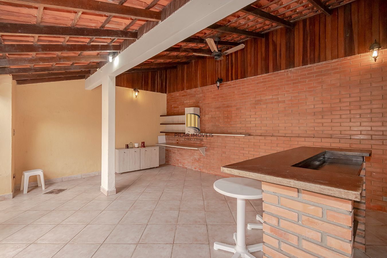 Bela residência,mobiliada e ampla com 222 M2 à venda com EXCLUSIVIDADE !