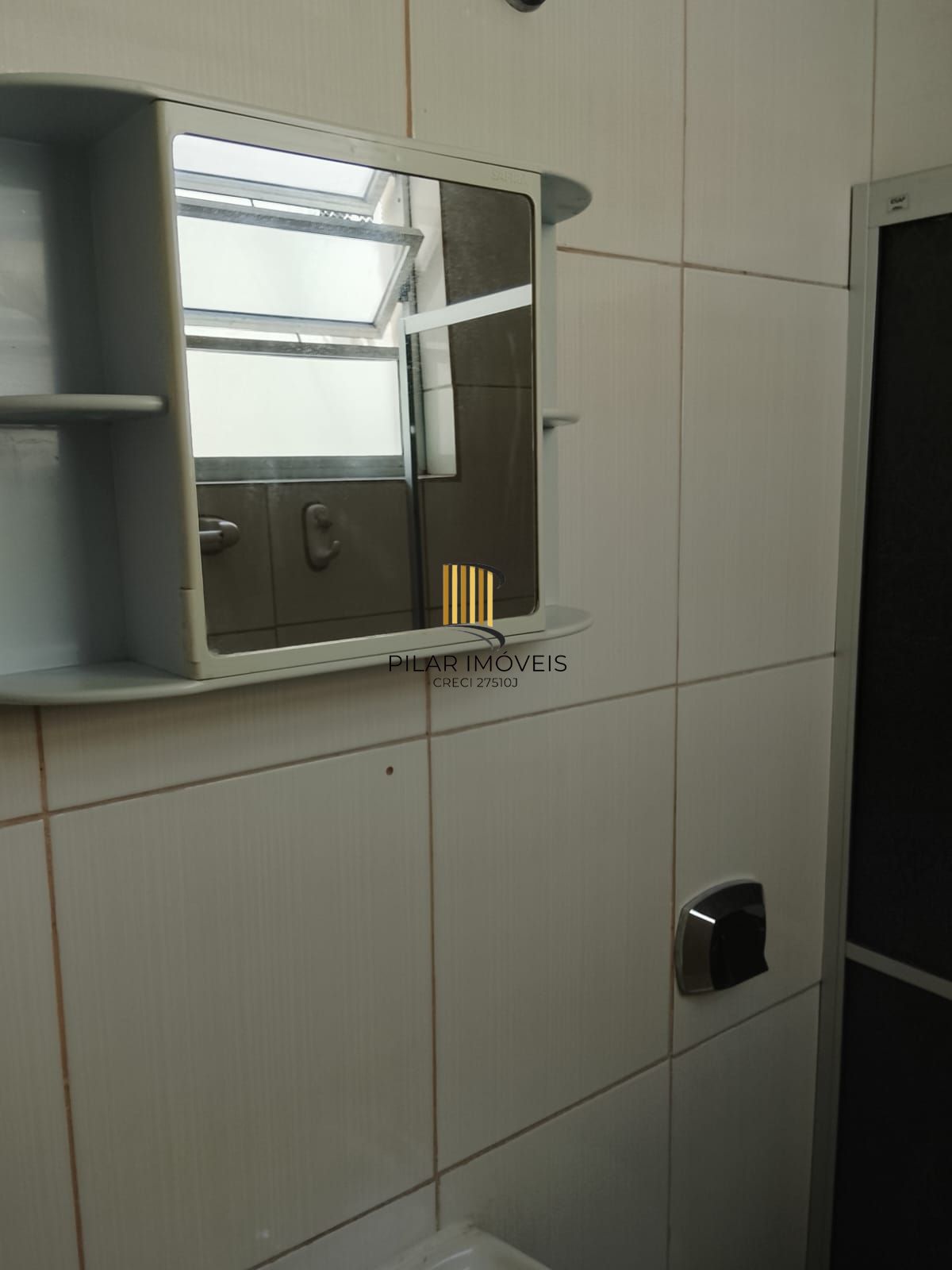 JKZÃO SALA QUARTO CONJUGADOS, COZINHA COM ÁREA DE SERVIÇO E BANHEIRO, C. BAIXA Porto Alegre