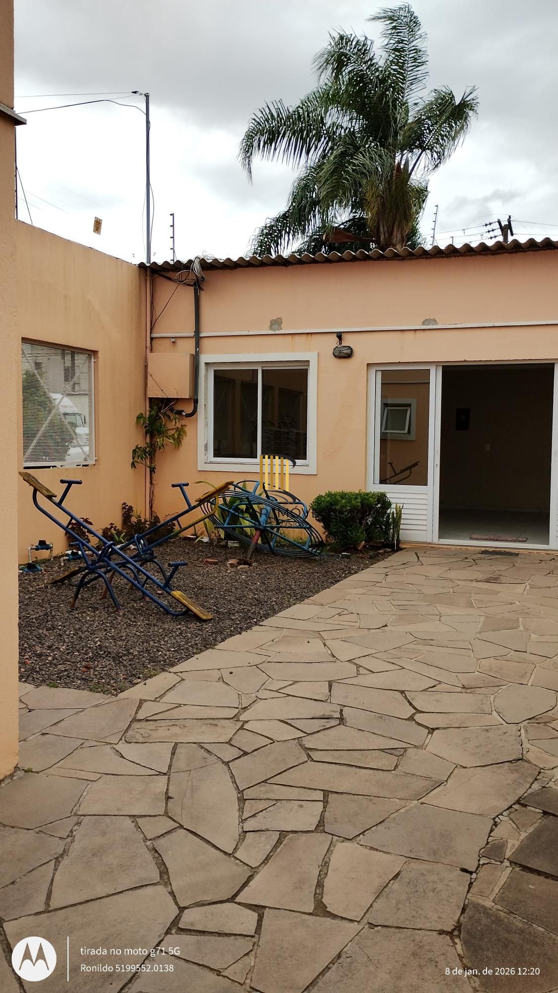 Casa 2 dormitórios no bairro Jardim Leopoldina