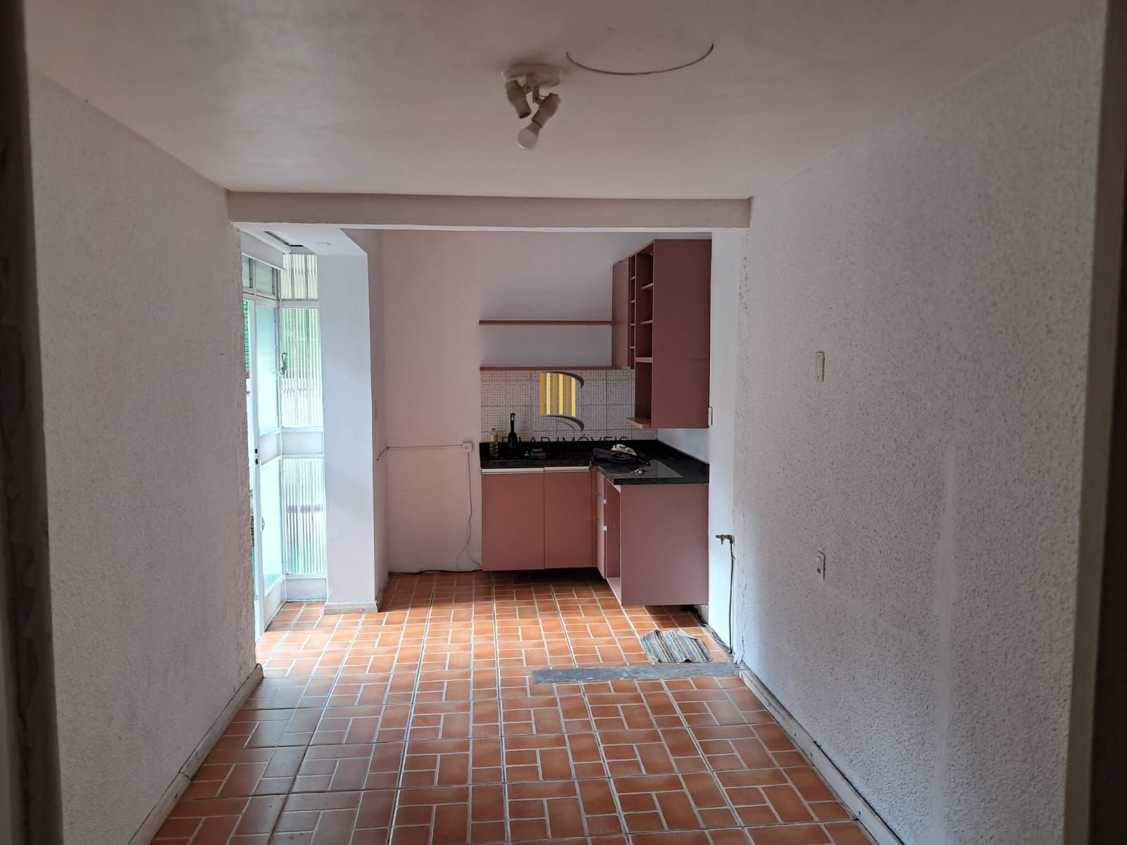 2D Térreo com dependência externa e pátio.  67,45m² Auxiliadora - Preço convidativo!