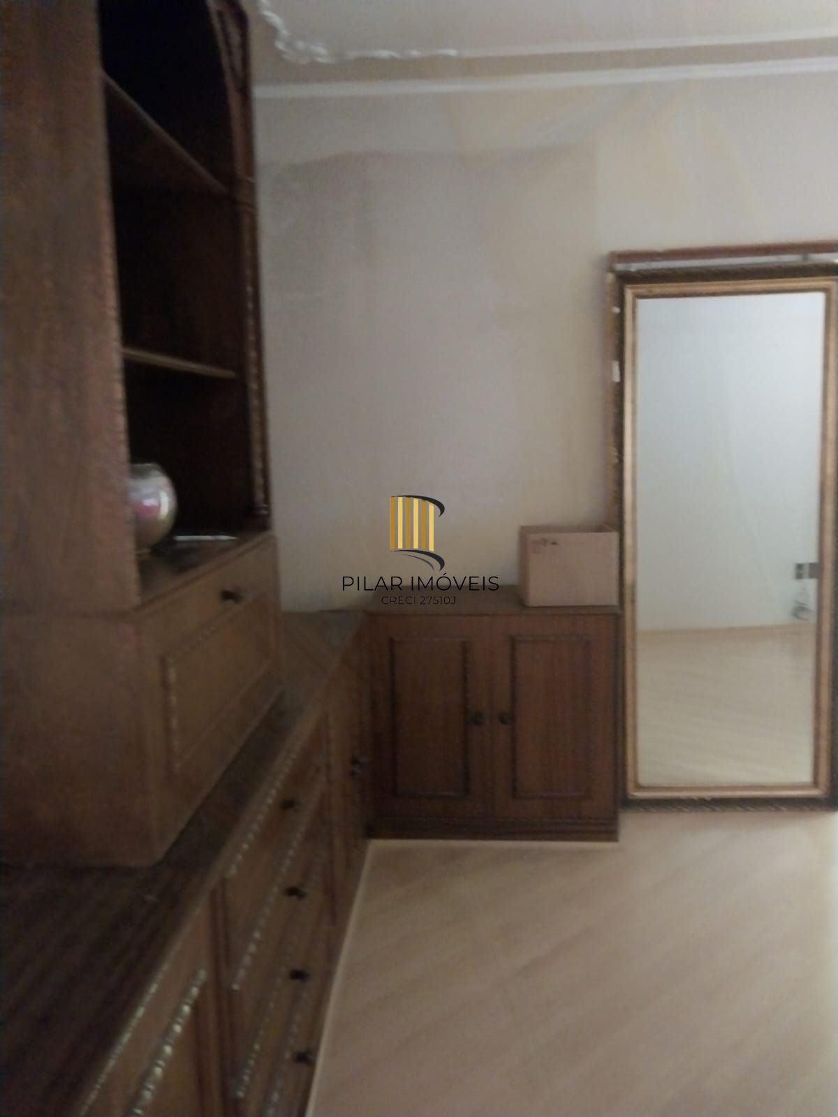 Oportunidade, excelente apartamento 3D, sacada, 2vc, Azenha/Cidade Baixa - P. Alegre