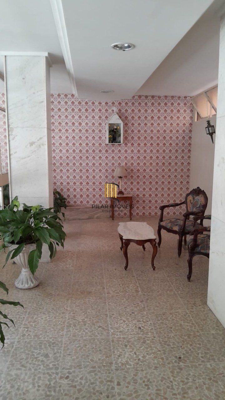 Apartamento 2 Dormitórios,box,elevador,Bairro Centro Histórico