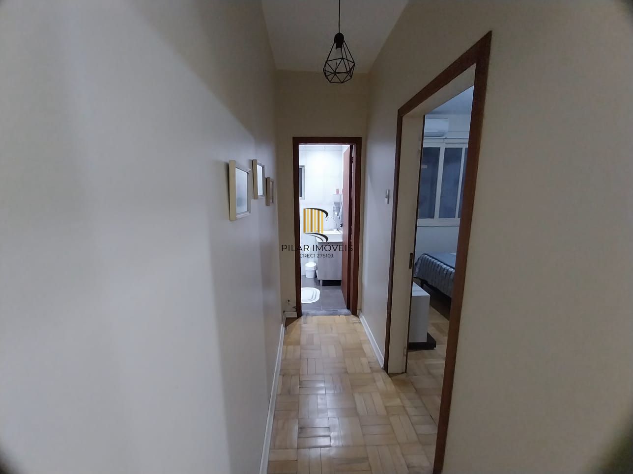 Oportunidade Excelente Apartamento 1D Mobiliado 2 piso com elevador Cidade Baixa.