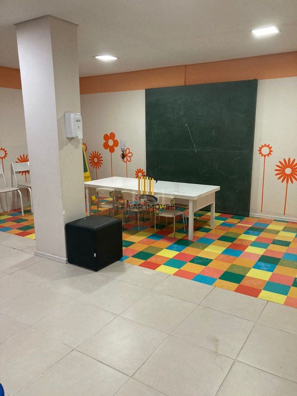 Apartamento com 3 dormitórios(1 suíte), sala com dois ambientes,Sarandi