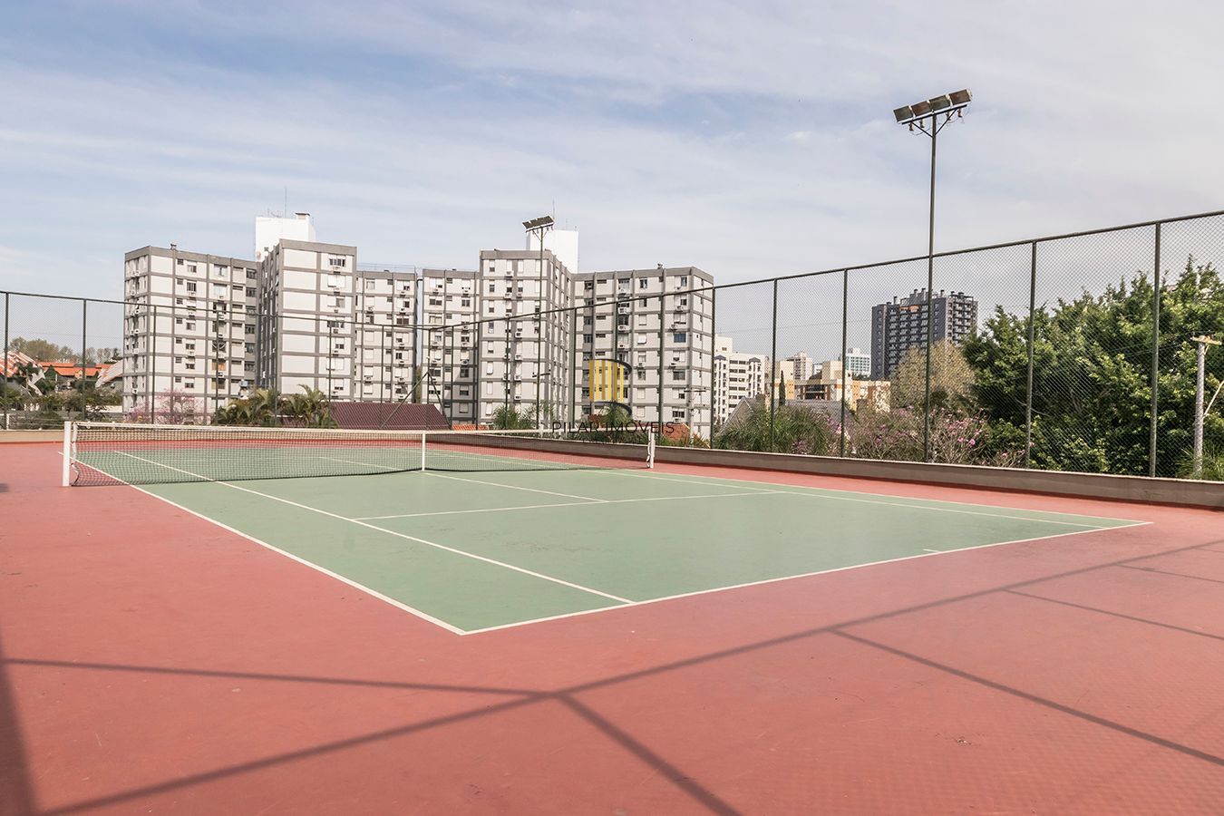 Belo Apartamento no Condominio Vergéis