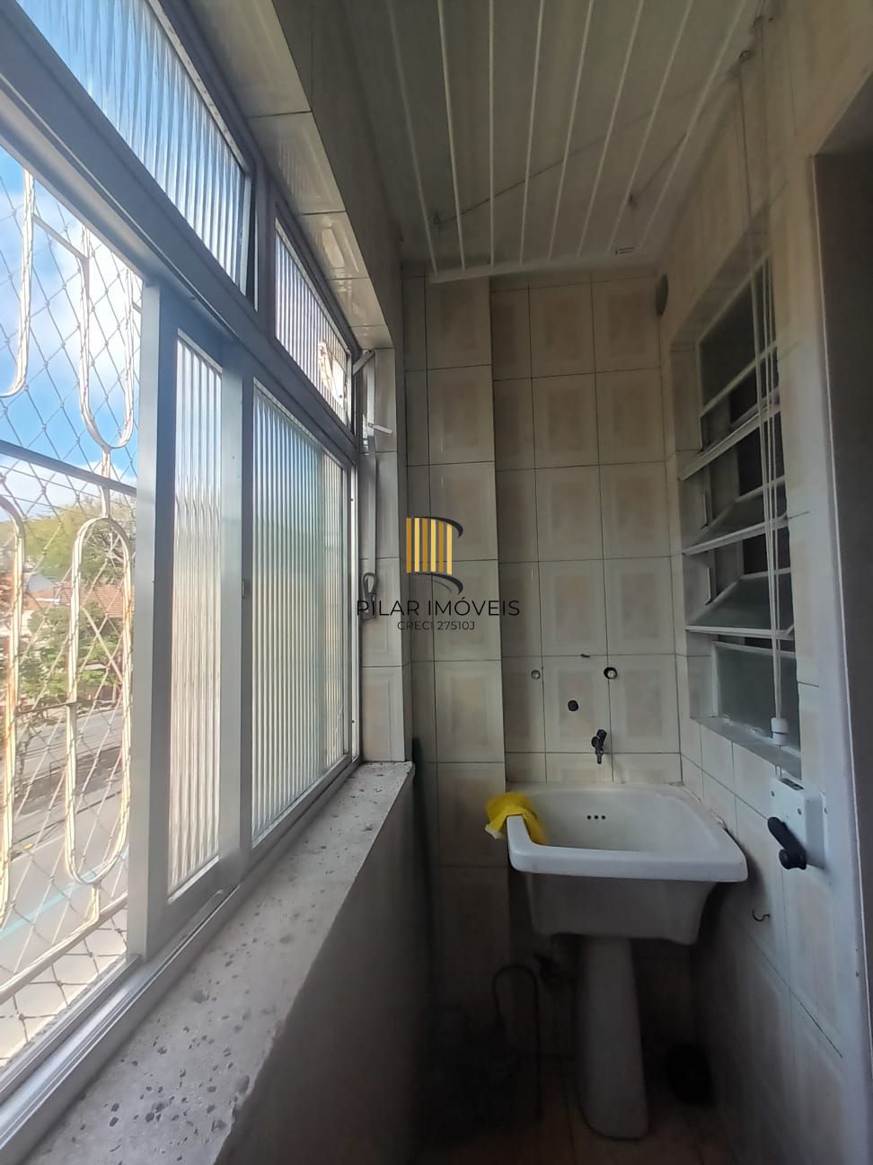Apartamento com 58,58 m² , 2 dormitórios, na Rua  Nonoai e com box escriturado