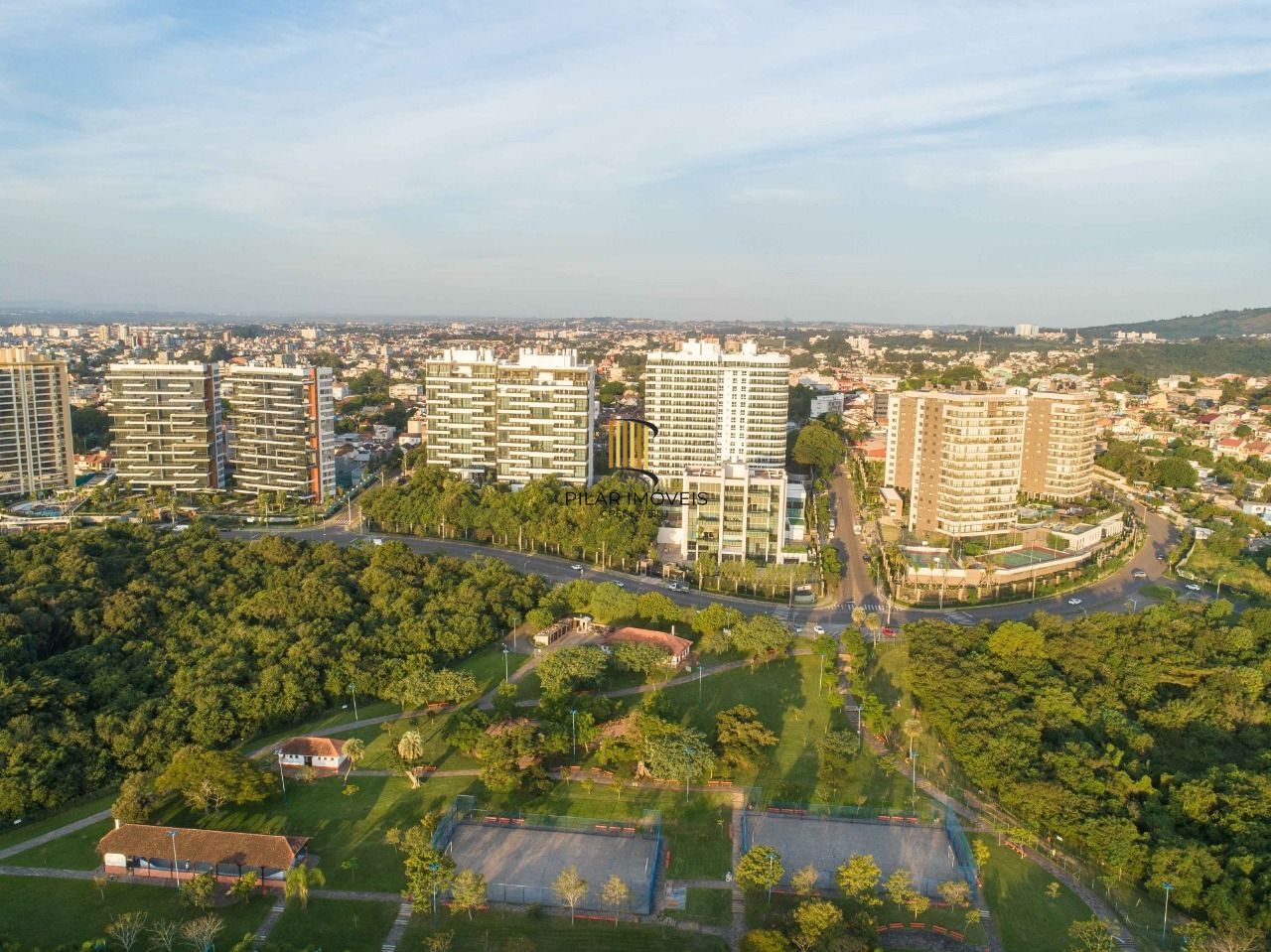 Apartamento para Venda - 307.61m², 3 dormitórios, sendo 3 suites, 4 vagas - Jardim Europa