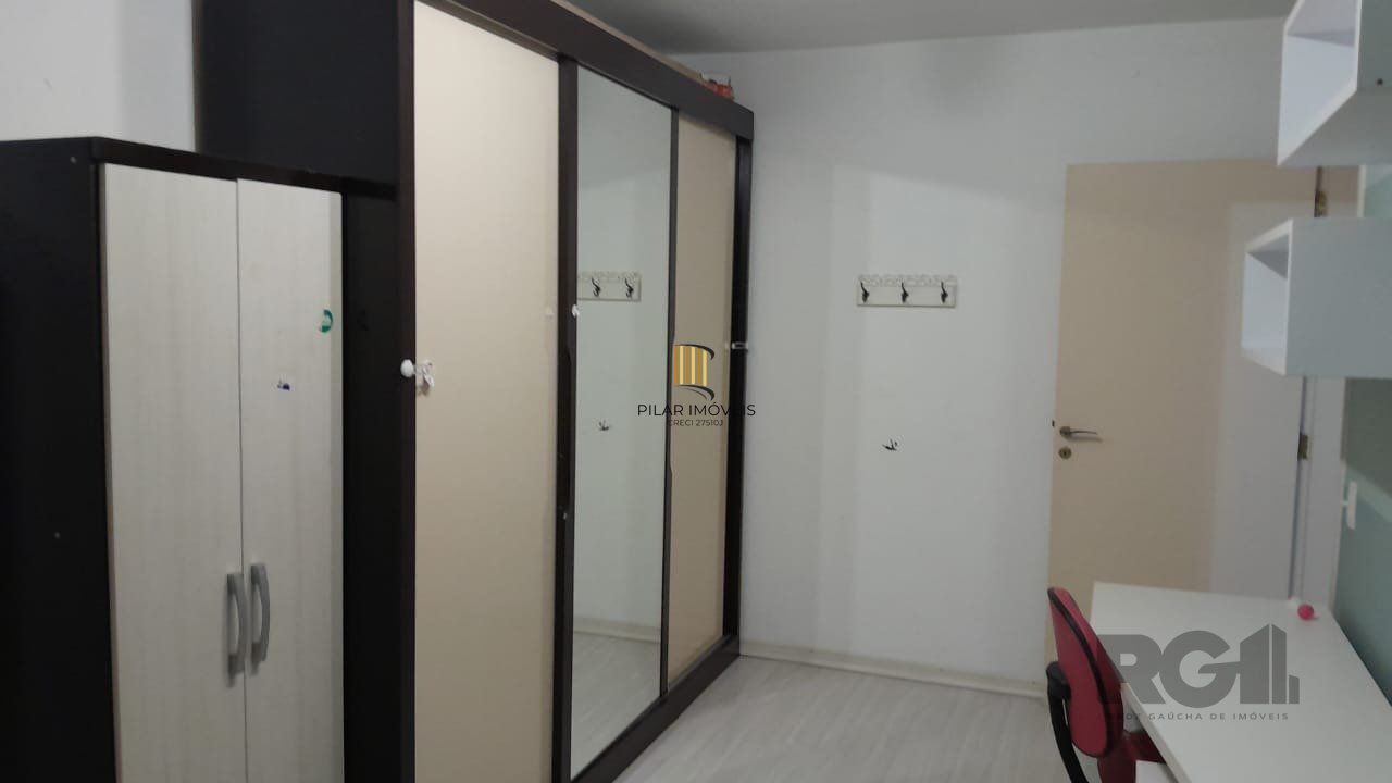 Apartamento 2 quartos,desocupado,silencioso, na Rua Lima e Silva