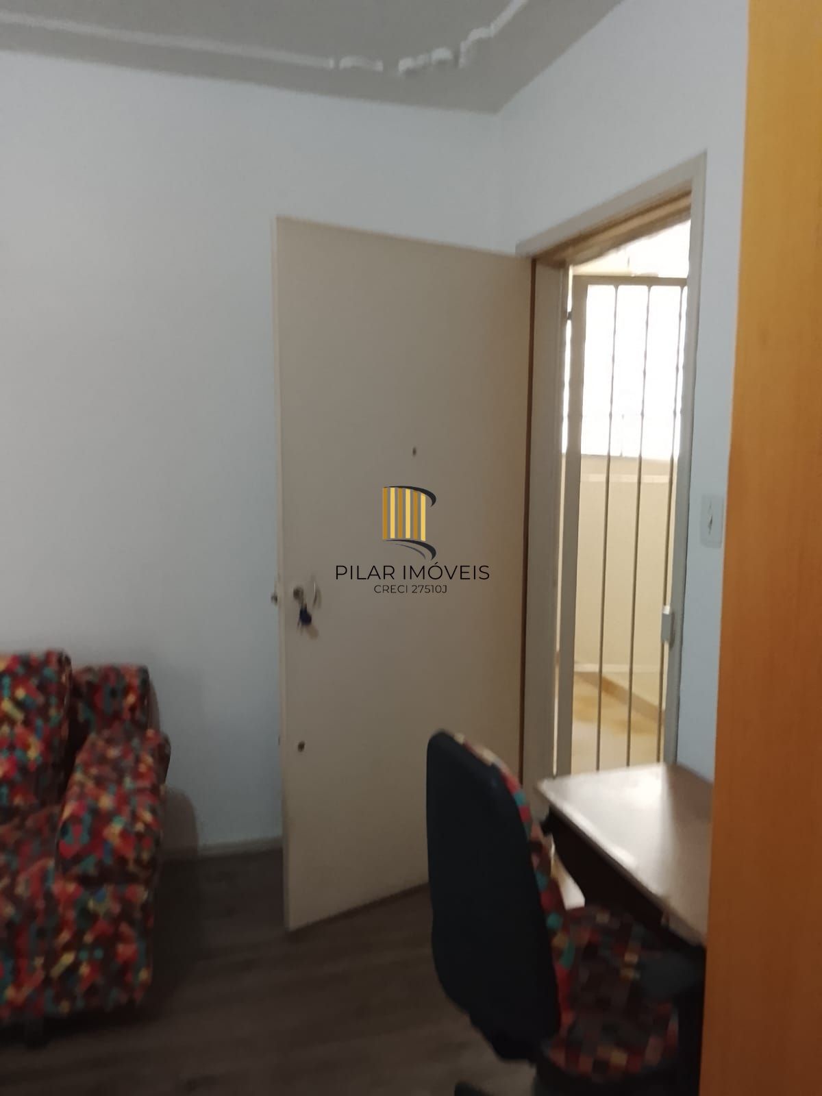 JKZÃO SALA QUARTO CONJUGADOS, COZINHA COM ÁREA DE SERVIÇO E BANHEIRO, C. BAIXA Porto Alegre