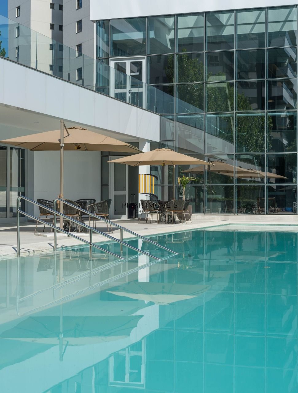 Apartamento para Venda - 307.61m², 3 dormitórios, sendo 3 suites, 4 vagas - Jardim Europa