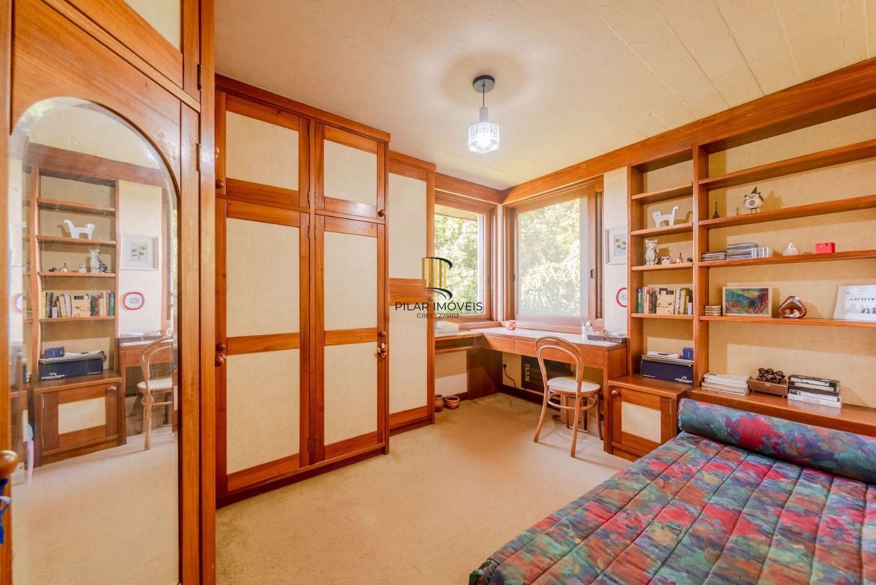 Casa 3 dormitórios no bairro Cavalhada